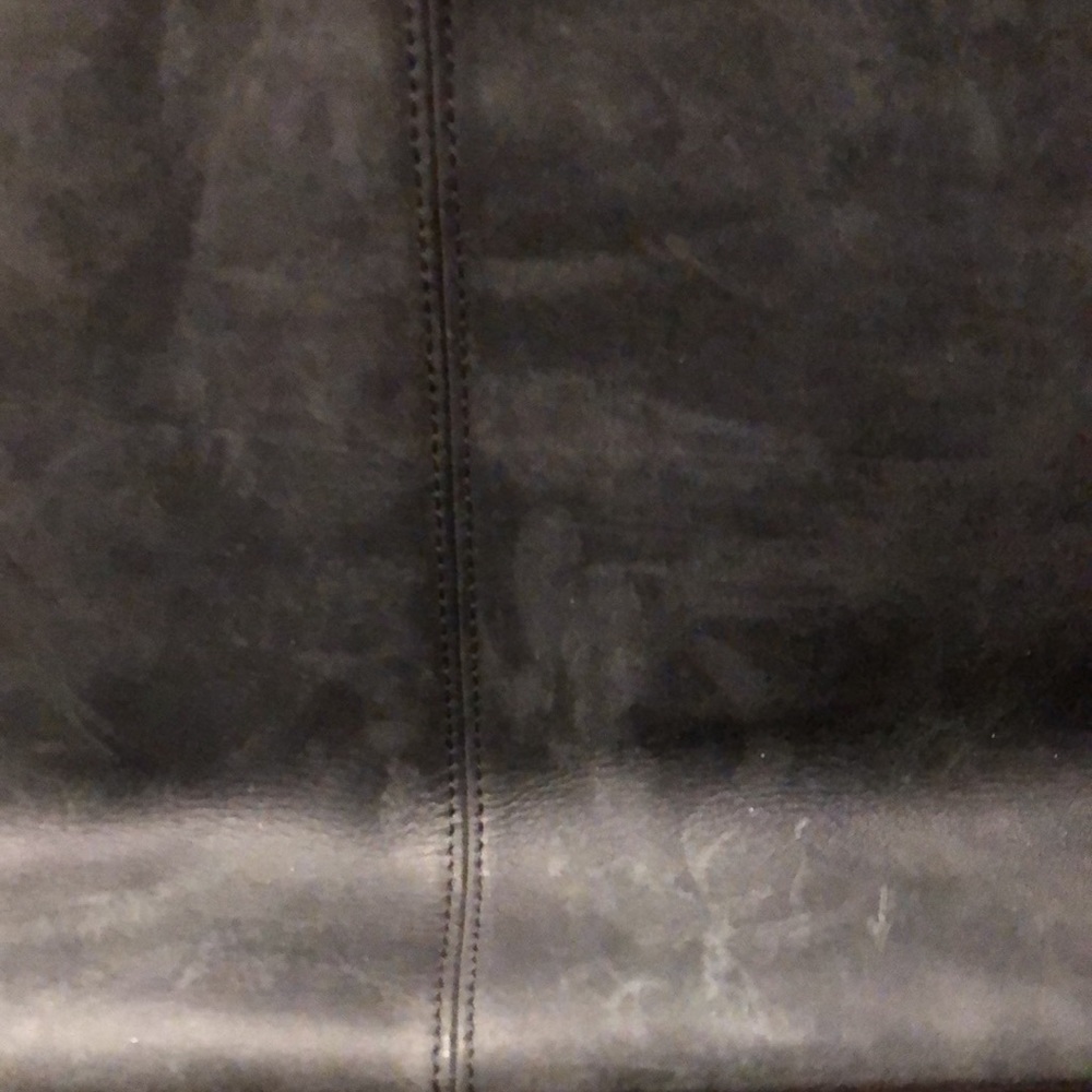 Chic Black Leather Shoulder Bag - Picture 5 of 16